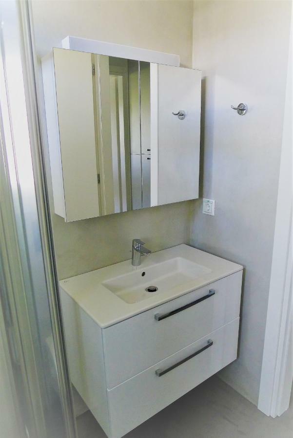 Deluxe Apartment In Vouliagmeni 아테네 외부 사진
